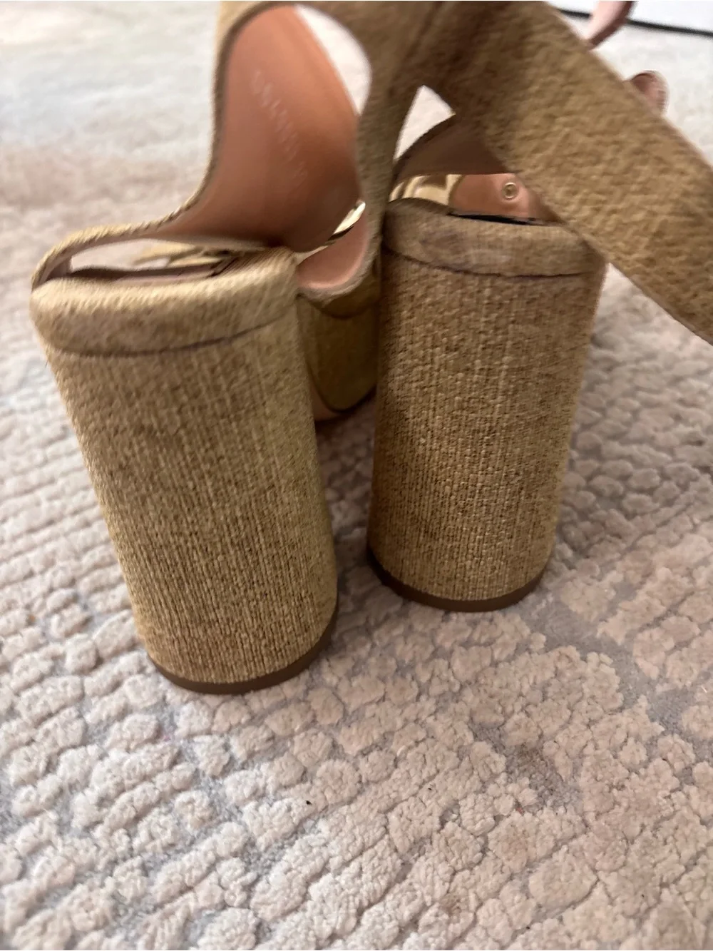 Agl chic tan